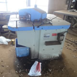 コーナーシャー